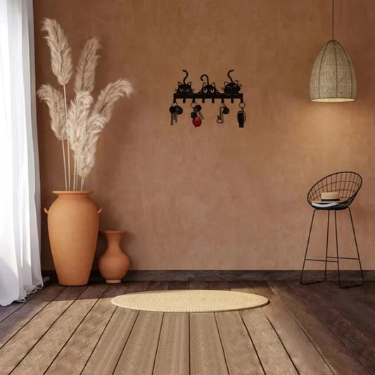 Festive Cat-Shaped Iron Wall Rack – Multifunctional 5-Hook Key Holder | Decorative Hanger for Keys, Small Items